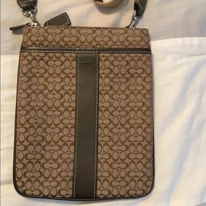 Excellent condition Coach crossbody handbag